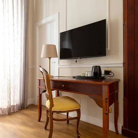 Hotel Napolit'amo Principe Nápoles