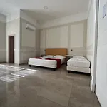 Napolit'amo Principe Hotel